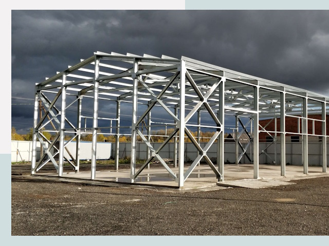 Двускатные ангары в Лесозаводск от 620 руб. за квадрат